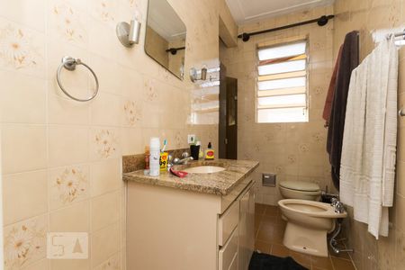 Casa à venda com 350m², 6 quartos e 4 vagas Casa à venda com 350m², 6 quartos e 4 vagasBanheiro