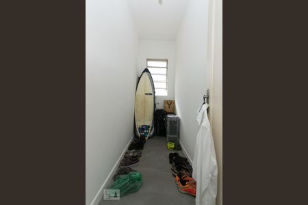 Casa à venda com 350m², 6 quartos e 4 vagas Casa à venda com 350m², 6 quartos e 4 vagasDespensa