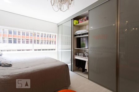 Apartamento à venda com 198m², 3 quartos e 2 vagasSuíte