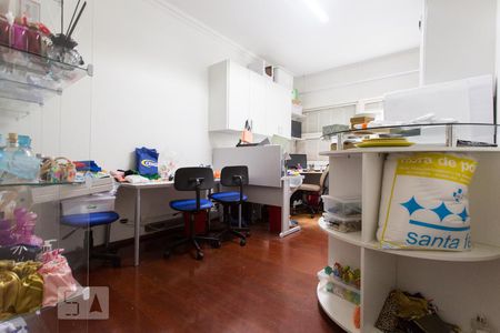 Apartamento à venda com 198m², 3 quartos e 2 vagasEscritório