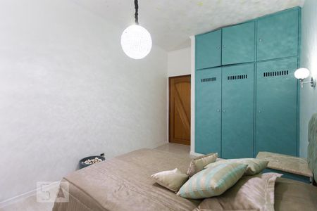Apartamento à venda com 198m², 3 quartos e 2 vagasQuarto 01