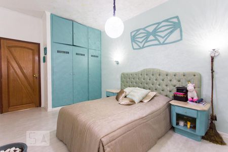 Apartamento à venda com 198m², 3 quartos e 2 vagasQuarto 01