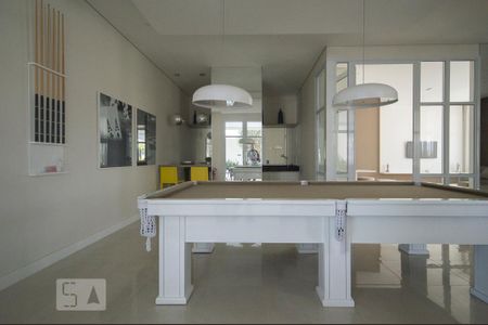 Apartamento para alugar com 68m², 2 quartos e 2 vagas Apartamento para alugar com 68m², 2 quartos e 2 vagasÁrea Comum - Salão de Jogos