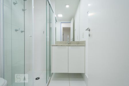 Apartamento para alugar com 68m², 2 quartos e 2 vagas Apartamento para alugar com 68m², 2 quartos e 2 vagasBanheiro 1