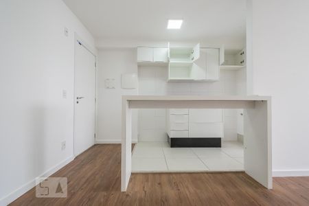 Apartamento para alugar com 68m², 2 quartos e 2 vagas Apartamento para alugar com 68m², 2 quartos e 2 vagasCozinha