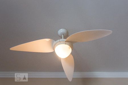 Apartamento à venda com 59m², 2 quartos e 2 vagasVentilador de teto