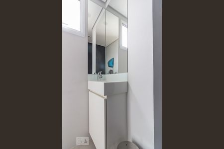 Banheiro de apartamento à venda com 2 quartos, 70m² em Bela Vista, São Paulo