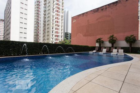 Piscina de apartamento para alugar com 2 quartos, 55m² em Bela Vista, São Paulo