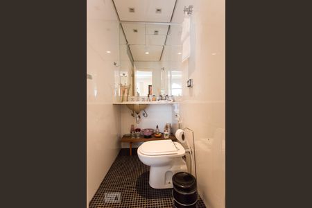 Banheiro de apartamento para alugar com 1 quarto, 90m² em Jardim Paulista, São Paulo