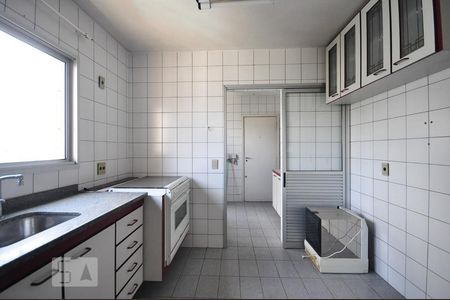 Apartamento à venda com 115m², 3 quartos e 2 vagascozinha
