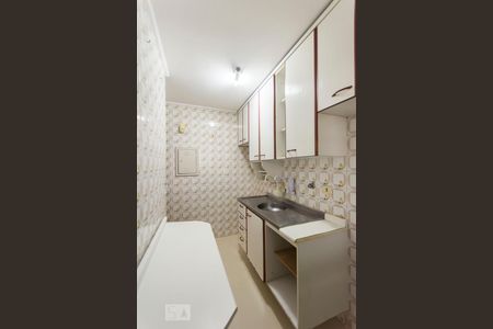Cozinha de apartamento à venda com 2 quartos, 60m² em Santa Teresinha, São Paulo
