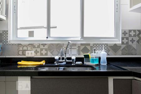 Apartamento à venda com 230m², 3 quartos e 3 vagas1o. Andar - Cozinha (Torneira)