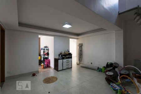 Apartamento à venda com 230m², 3 quartos e 3 vagas1o. Andar - Sala