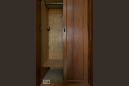 Apartamento à venda com 230m², 3 quartos e 3 vagas2o. Andar - Suíte 1 (Armários)