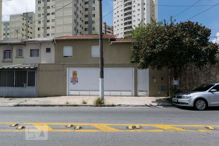 Apartamento à venda com 230m², 3 quartos e 3 vagasFachada