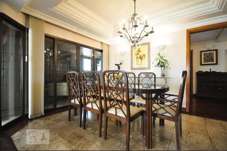 sala de jantar de apartamento para alugar com 4 quartos, 286m² em Paraíso do Morumbi, São Paulo