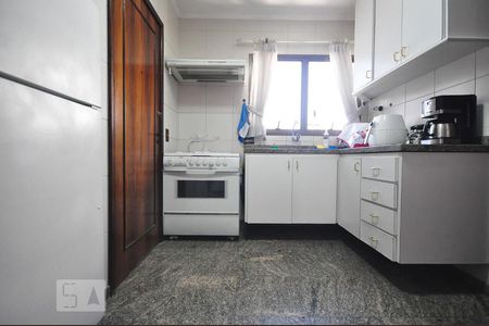 Apartamento para alugar com 110m², 3 quartos e 2 vagascozinha