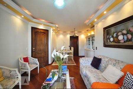 Apartamento para alugar com 110m², 3 quartos e 2 vagassala