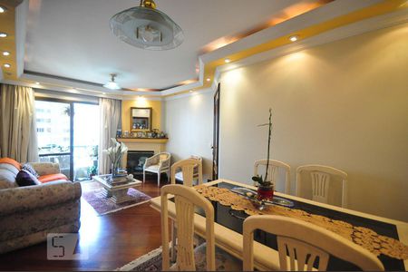 Apartamento para alugar com 110m², 3 quartos e 2 vagassala