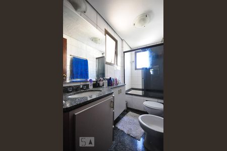 Apartamento para alugar com 110m², 3 quartos e 2 vagasbanheiro suíte