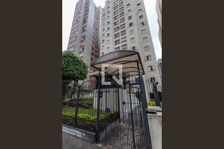 Apartamento para alugar com 68m², 2 quartos e sem vagaFachada