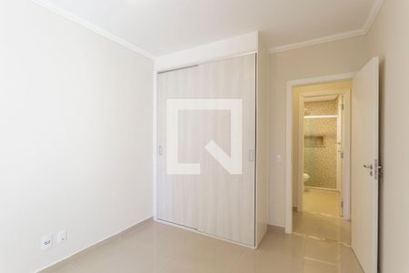 Quarto 1 de apartamento para alugar com 2 quartos, 68m² em Vila Olímpia, São Paulo