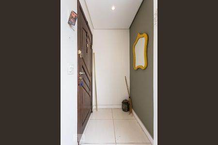 Entrada social de apartamento à venda com 3 quartos, 100m² em Planalto Paulista, São Paulo