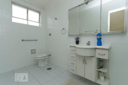 Banheiro de apartamento à venda com 2 quartos, 105m² em Perdizes, São Paulo