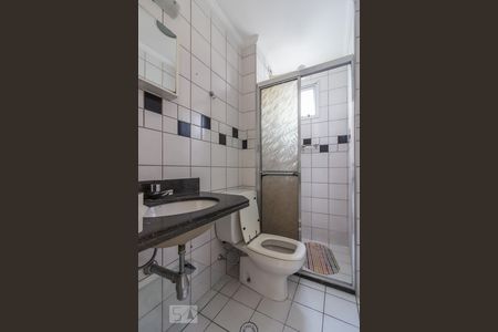 Banheiro da suite de apartamento para alugar com 1 quarto, 40m² em Liberdade, São Paulo