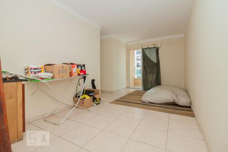 Apartamento à venda com 80m², 3 quartos e 2 vagas Apartamento à venda com 80m², 3 quartos e 2 vagasSala