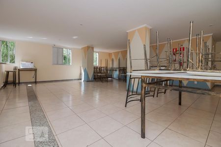 Apartamento à venda com 80m², 3 quartos e 2 vagas Apartamento à venda com 80m², 3 quartos e 2 vagasSalão de festas