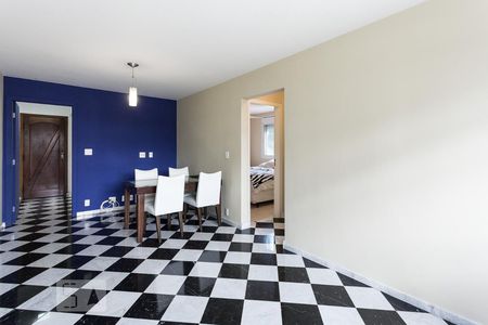 Sala de apartamento para alugar com 2 quartos, 75m² em Indianópolis, São Paulo