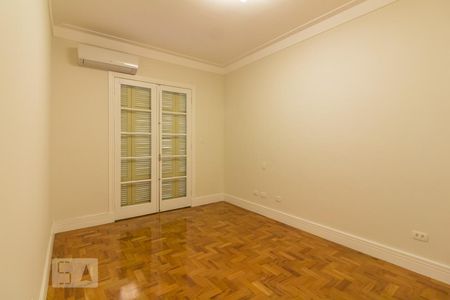Apartamento à venda com 169m², 3 quartos e 1 vagaQuarto 2 (Suite)
