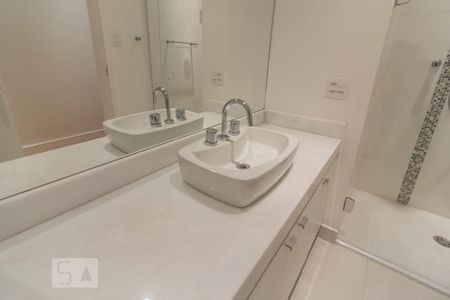 Banheiro de apartamento à venda com 3 quartos, 169m² em Santa Cecília, São Paulo