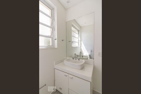 Apartamento à venda com 169m², 3 quartos e 1 vagaBanheiro da suite