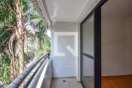 Apartamento para alugar com 70m², 3 quartos e 1 vagaVaranda