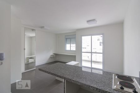 Studio de kitnet/studio para alugar com 1 quarto, 34m² em República, São Paulo