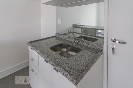 Cozinha de kitnet/studio para alugar com 1 quarto, 34m² em República, São Paulo