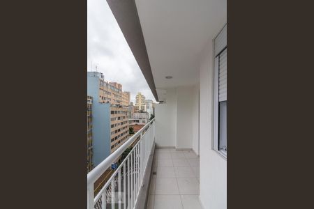 Varanda de kitnet/studio para alugar com 1 quarto, 34m² em República, São Paulo