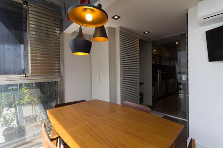 Apartamento para alugar com 74m², 1 quarto e 1 vagaVaranda quarto