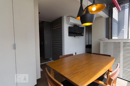 Apartamento para alugar com 74m², 1 quarto e 1 vagaVaranda quarto