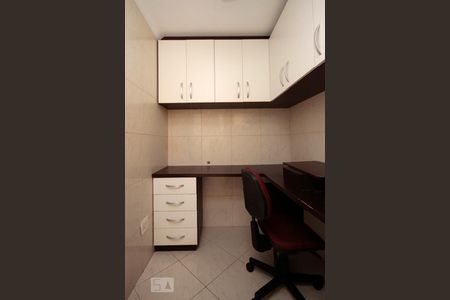 Apartamento à venda com 110m², 3 quartos e 2 vagasQuarto de Serviço