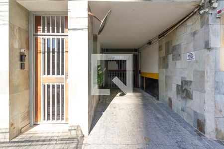 Apartamento à venda com 47m², 1 quarto e sem vaga Apartamento à venda com 47m², 1 quarto e sem vagaFachada