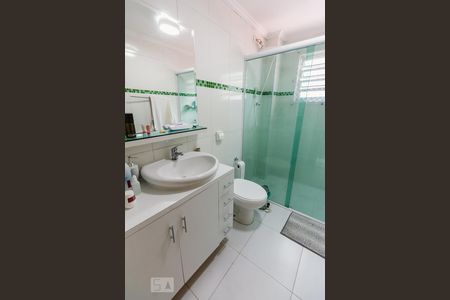 Banheiro de apartamento para alugar com 1 quarto, 47m² em Água Branca, São Paulo