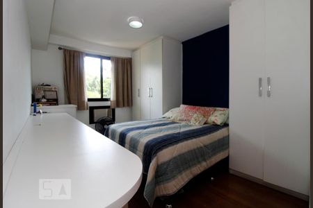 Suite. de apartamento para alugar com 2 quartos, 76m² em Laranjeiras, Rio de Janeiro