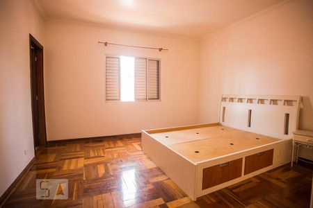 Casa à venda com 174m², 3 quartos e 3 vagas Casa à venda com 174m², 3 quartos e 3 vagasSuíte