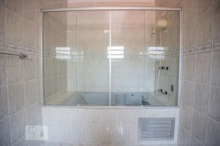 Casa à venda com 174m², 3 quartos e 3 vagas Casa à venda com 174m², 3 quartos e 3 vagasBanheiro Suíte