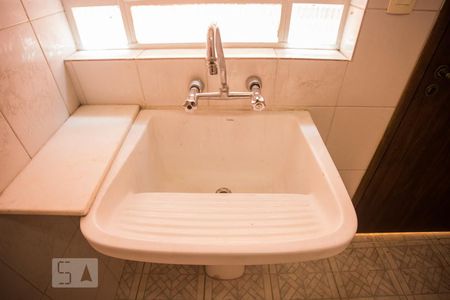 Casa à venda com 174m², 3 quartos e 3 vagas Casa à venda com 174m², 3 quartos e 3 vagasÁrea de Serviço