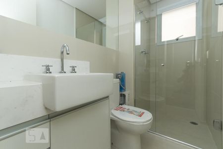 Apartamento à venda com 80m², 2 quartos e 2 vagasBanheiro da Suíte 1