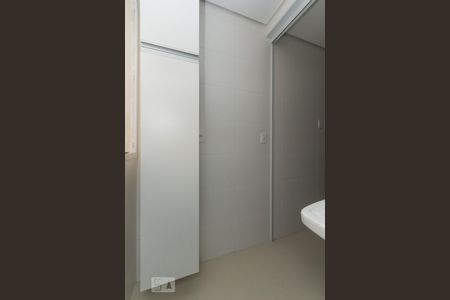 Apartamento à venda com 80m², 2 quartos e 2 vagasÁrea de Serviço